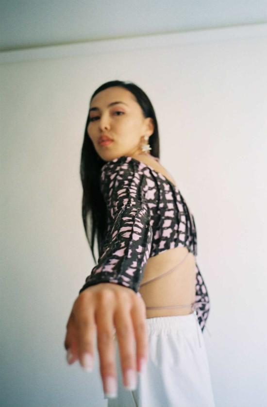  Helena Manzano 긴팔 티셔츠 헬레나 만자노 쿠에르다 탑 - OTHER BRANDS