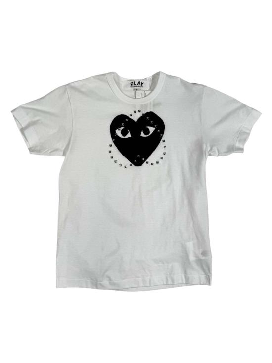  꼼데가르송 반팔 티셔츠 Comme Des Garçons 하트 스터드 티셔츠