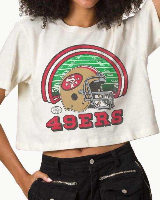  정크푸드 반팔 티셔츠 정크 푸드 49ers 게임 타임 모크넥 크롭 티 빈티지 화이트 - JUNK FOOD