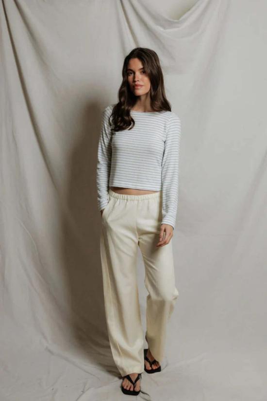  퍼펙트 화이트 티 긴팔 티셔츠 에인슬리 스웨터 탑 - PERFECT WHITE TEE
