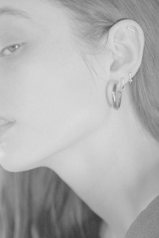  마리아 블랙 싱글 이어링 14K 웨이브 다이아몬드 스터드 귀걸이 - MARIA BLACK