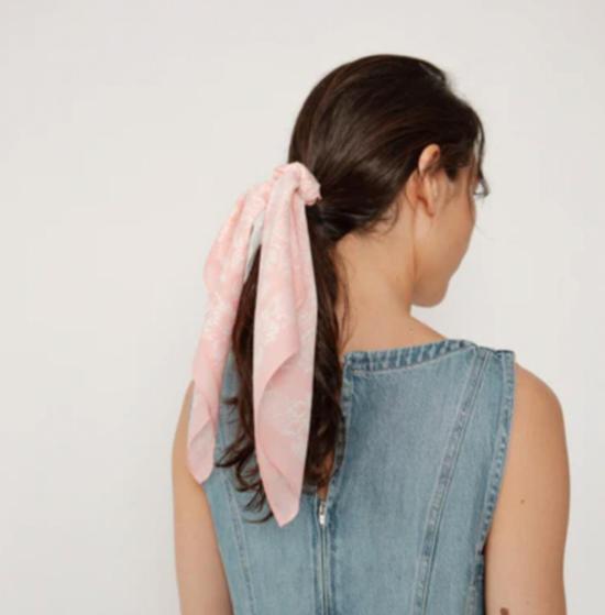  라스트 찬스 텍스타일스 머플러/스카프 라스트 찬스 텍스타일 코튼 블로섬 반다나 - LAST CHANCE TEXTILES