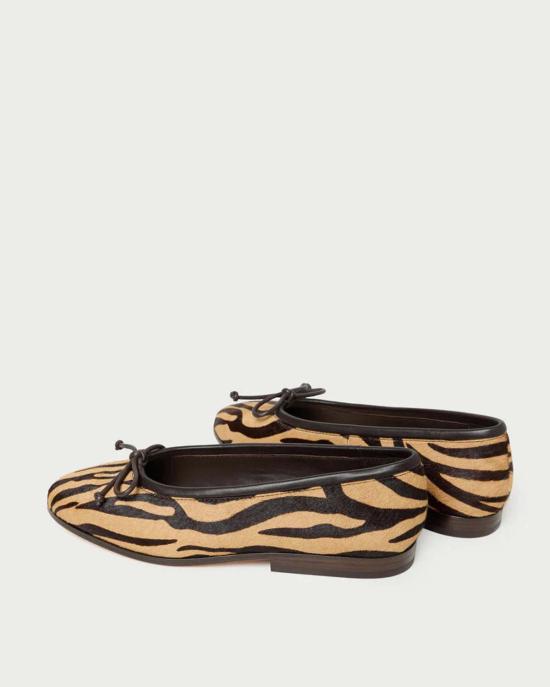  로플러랜달 플랫 슈즈 뢰플러 랜달 노엘 발레 플랫 제브라 - LOEFFLER RANDALL