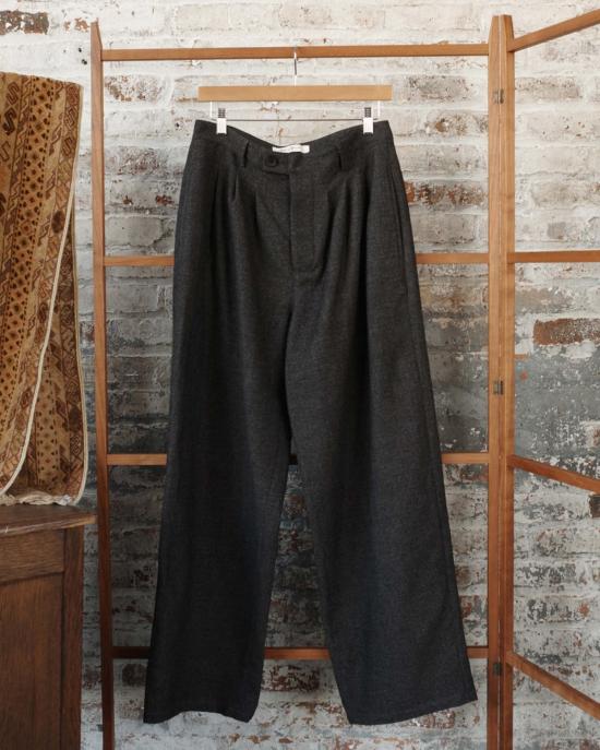  아비바 지페이 쉬에 스트레이트 팬츠 FW25 TPP CWYLT GRAY