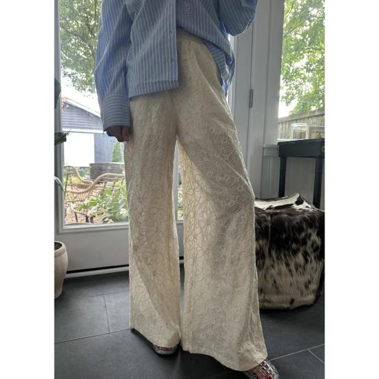  큐래 팔라초 팬츠 쿠라에 지젤 자수 팬츠 아이보리