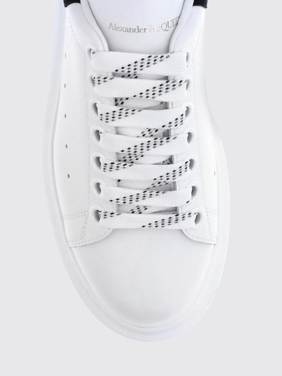 26FW 알렉산더 맥퀸 오버사이즈드 스니커즈 553770WIAIH 9061 White - ALEXANDER MCQUEEN