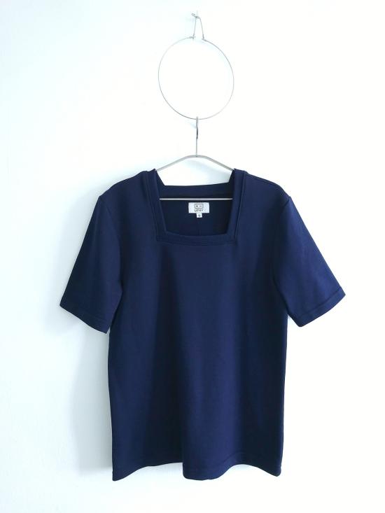  UPNY 반팔 티셔츠 업니 딥 칼라 스퀘어드 티셔츠 네이비 - OTHER BRANDS