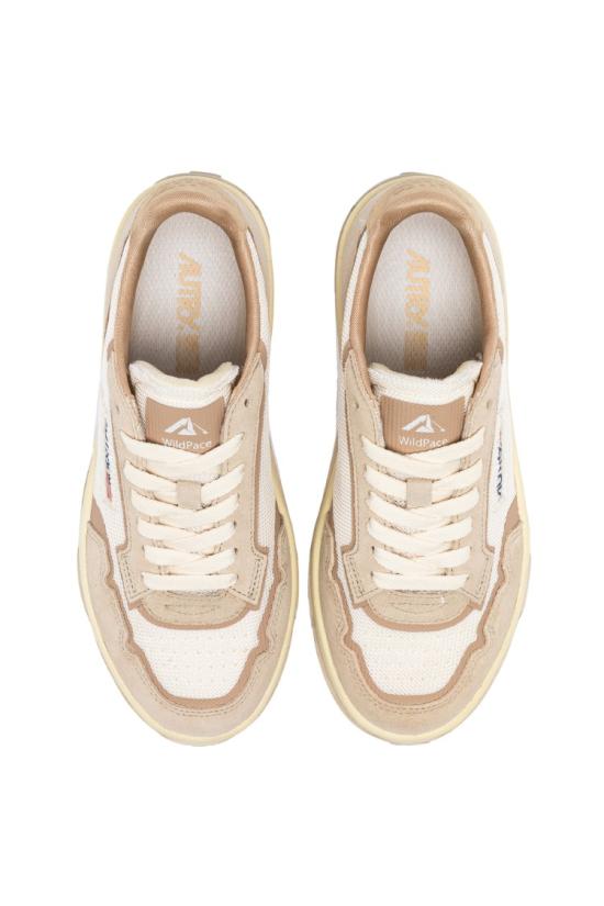 25SS 오트리 WILDPACE 로우 스니커즈 코듀라 앤 가죽 LDLW AK03WHIS SAND Neutrals - AUTRY