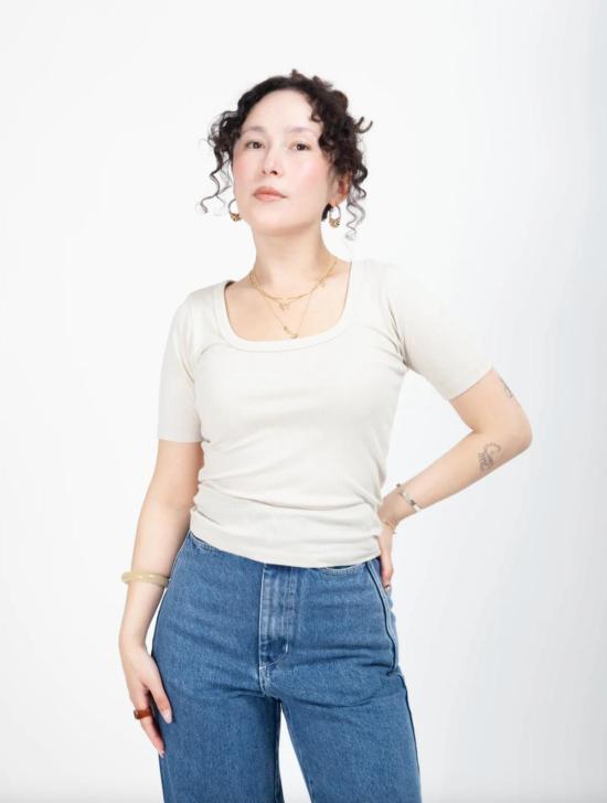  그래블 앤 골드 반팔 티셔츠 다아시 티