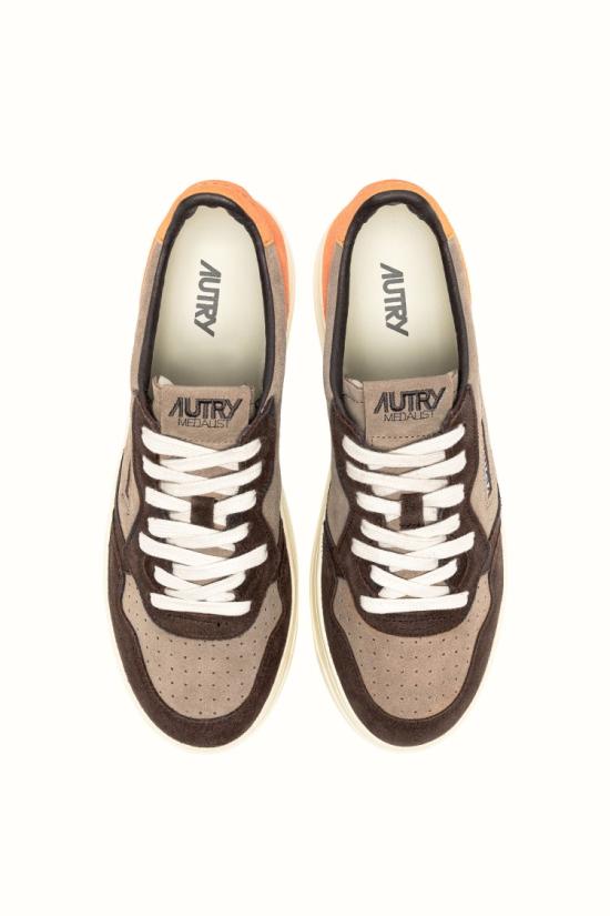 25FW 오트리 메달리스트 로우 스니커즈 AULM TS21MOKA FANTA White - AUTRY