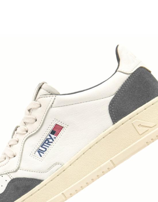 25FW 오트리 메달리스트 로우 스니커즈 AULM GS45WHT MOREL Neutrals - AUTRY