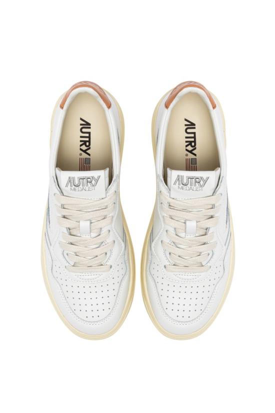 25SS 오트리 메달리스트 로우 레더 스니커즈 AULW LL76WHT SNDSTRM White - AUTRY