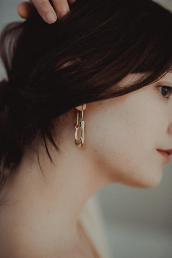  유니 이어링 이브 귀걸이 - UNI