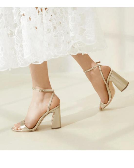  로플러랜달 샌들 뢰플러 랜달 말리아 커브드 힐 심플  샴페인 - LOEFFLER RANDALL