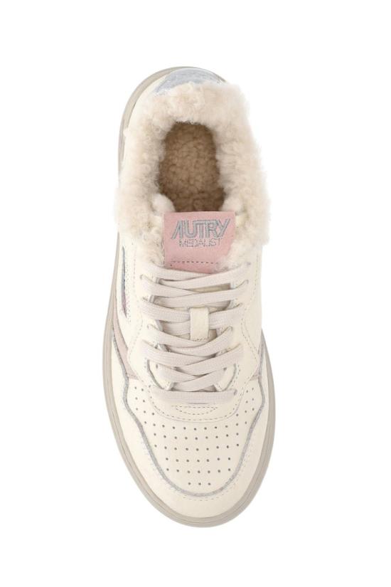 25FW 오트리 메달리스트 로우 레더 스니커즈 AULW EX18SLV BK PW GR Neutrals - AUTRY