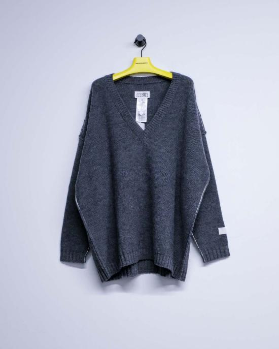  MM6 메종마르지엘라 스웨터 Mm6 메종 마르지엘라 코튼 오버사이즈 로우 엣지 브이넥 - MM6 MAISON MARGIELA