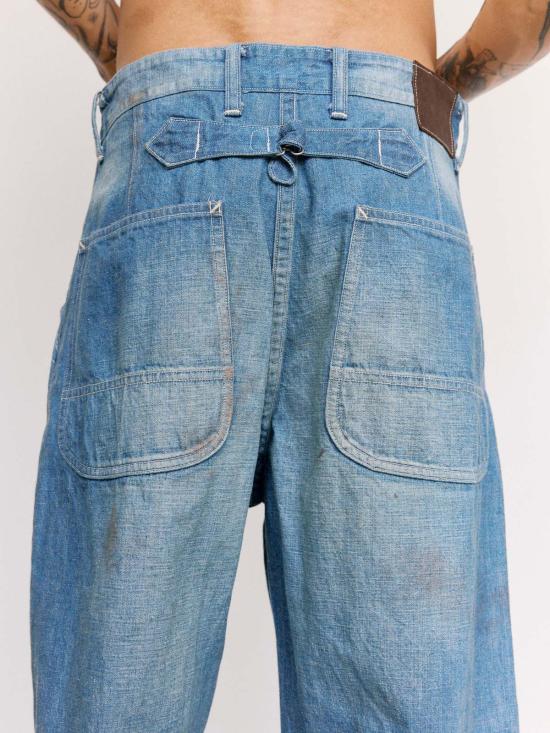  타이가 타카하시 데님 타이거 타카하시 Lot. 717 버클 장식의 손상된 페인트 팬츠, 인디고 - TAIGA TAKAHASHI
