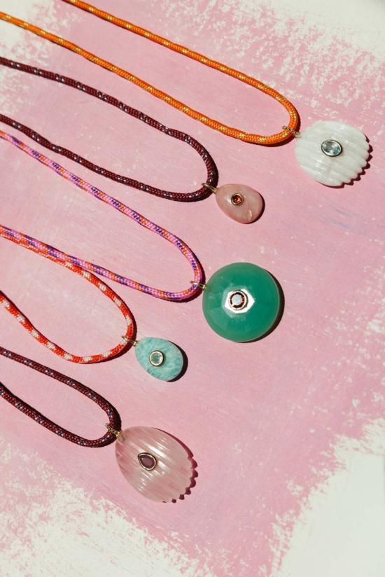  시에라 윈터 주얼리 목걸이/팬던트 젬드롭 코드 목걸이 - SIERRA WINTER JEWELRY