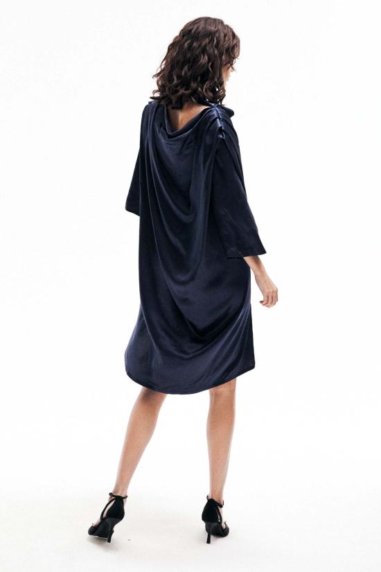  모노수트 미디 원피스 3/4 소매 하이넥 컷아웃 드레이프 벨트 새틴 루즈핏 캐주얼 미디 드레스 네이비 - MONOSUIT