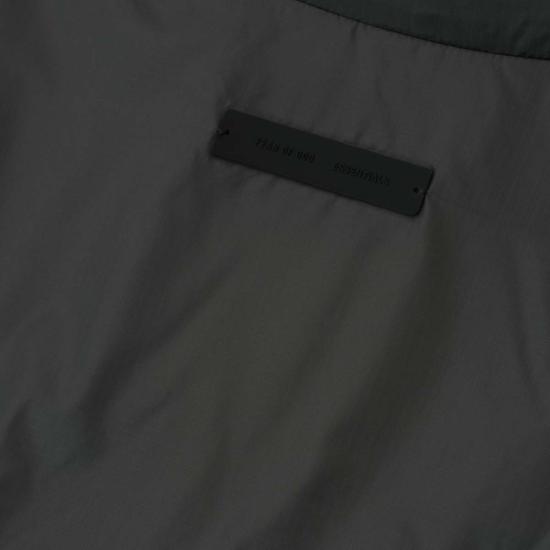  피어오브갓 숏패딩 Fear Of God Essentials 립스톱 나일론  재킷 아이언 그레이 - FEAR OF GOD