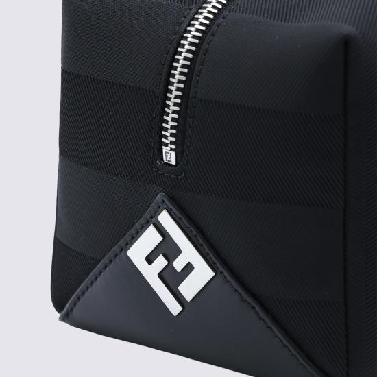 26FW 펜디 클러치/파우치 7N0170 B110F0GXN Black - FENDI