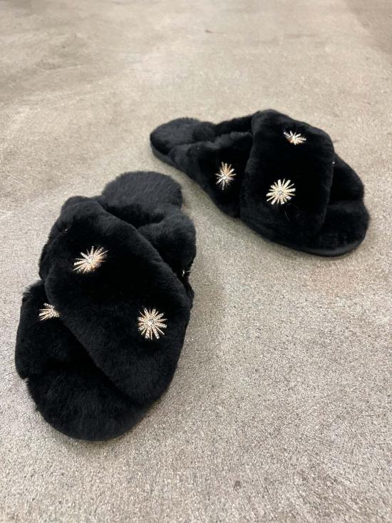  WAVEKELLY ESSENTIALS 뮬/슬리퍼 웨이브켈리 에센셜 양털 슬리퍼 (라인스톤 장식) - OTHER BRANDS