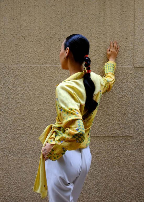  메종 칼라 블라우스 사쿠라 랩 셔츠 - MAISON QALA