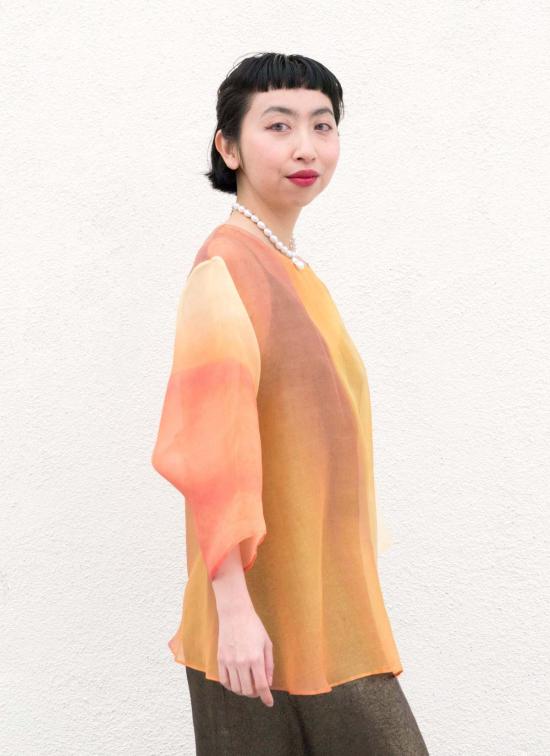  카렘 긴팔 티셔츠 아르나테 드롭 3/4 소매 프린트 오르간자 실크 탑 클로브 - KAAREM