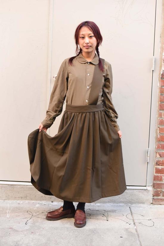  꼼데가르송 롱 스커트 Comme Des Garçons 여성용 서스펜더 스커트 카키 - COMME DES GARCONS