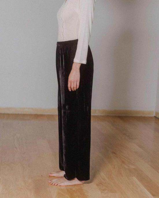  베이스레인지 스트레이트 팬츠 베이스렌지 올린  블랙 - BASERANGE