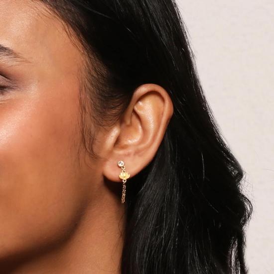  Satya Jewelry 이어링 사티아 주얼리 에이라이징 로터스 화이트 토파즈 체인 스터드 귀걸이 골드 - OTHER BRANDS