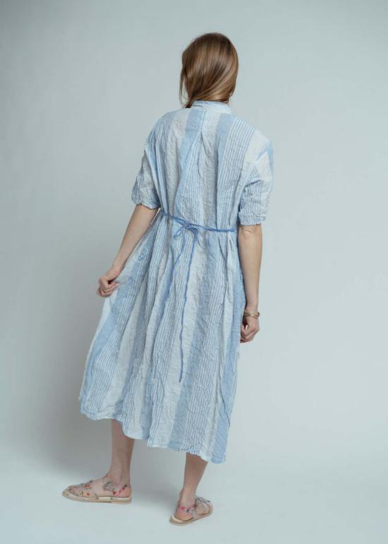  파드칼레 미디 원피스 Pas De Calais 셔링 스트라이프 드레스 - PAS DE CALAIS
