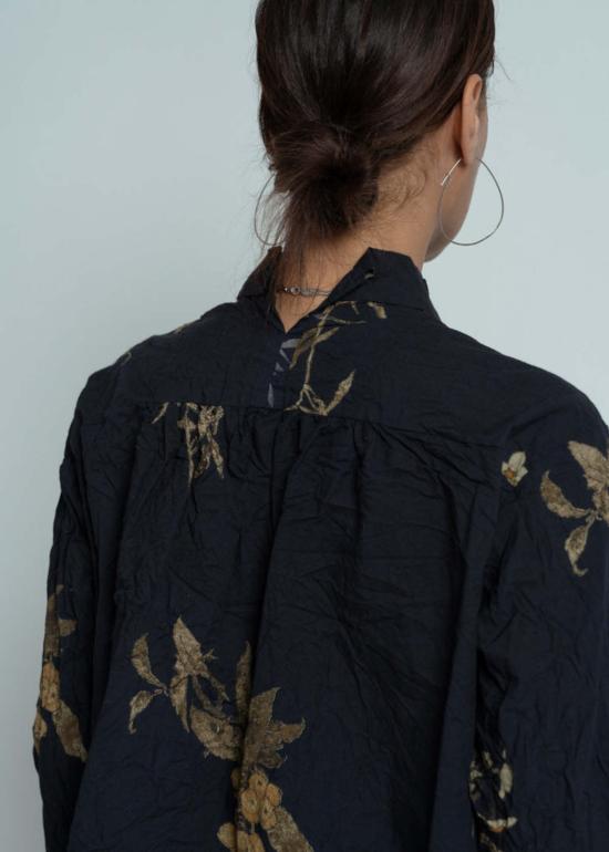  파드칼레 블라우스 Pas De Calais 자포니즘 플라워 프린트  네이비 - PAS DE CALAIS