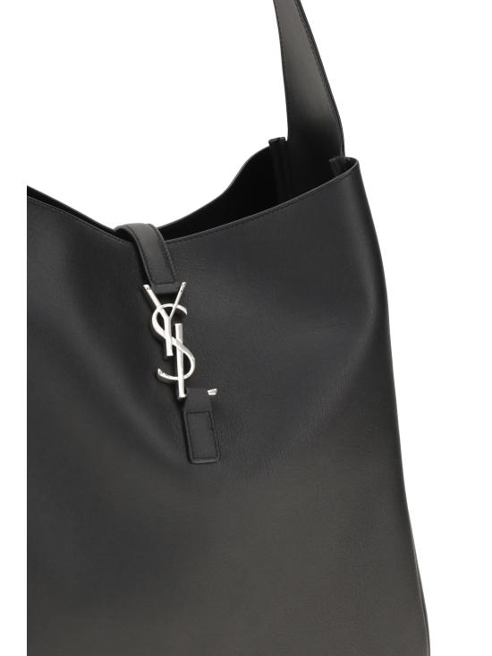 26FW 생로랑 LE 5 A 7 서플 라지 그레인드 레더백 753837AACQG 1000 BLACK - SAINT LAURENT