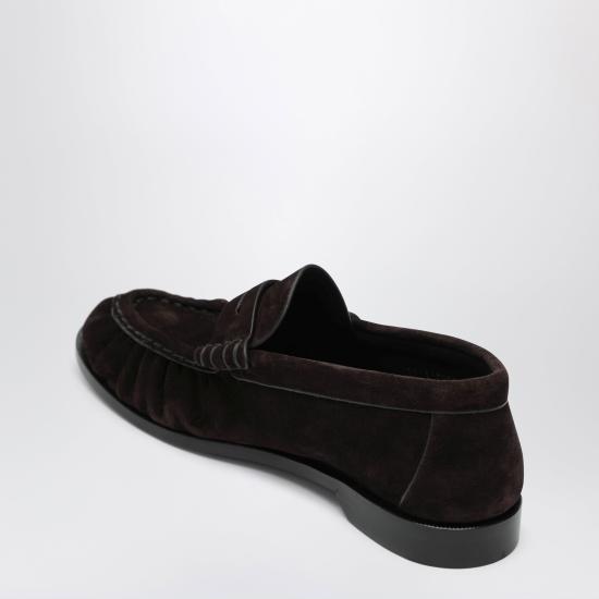 26FW 생로랑 레 로퍼 카산드라 스웨이드 페니 로퍼 8189082W5AA Brown - SAINT LAURENT