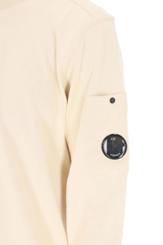 26SS 씨피 컴퍼니 코튼 씨 아일랜드 크루넥 렌즈 스웨터 20CMKN102A 110560A114 Neutrals - C.P. COMPANY