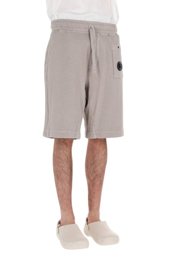 26SS 씨피 컴퍼니 숏팬츠 20CMSB210A 110337O904 Grey - C.P. COMPANY