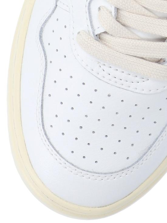 26FW 오트리 메달리스트 로우 스니커즈 AULMLL15 White - AUTRY