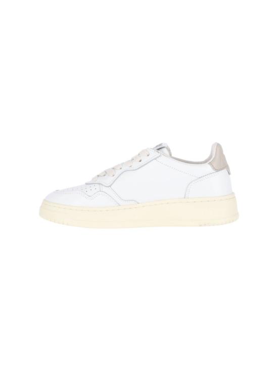 26FW 오트리 메달리스트 로우 레더 스니커즈 AULWLL27 White - AUTRY