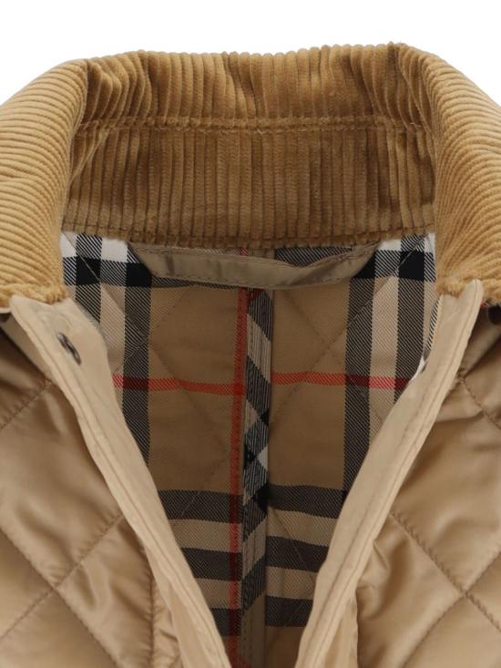 26FW 버버리 퀄티드 나일론 자켓 8107511C1544 Neutrals - BURBERRY