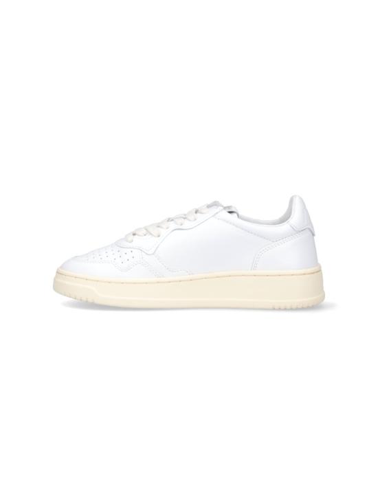 26FW 오트리 메달리스트 로우 레더 스니커즈 AULWLL15 White - AUTRY