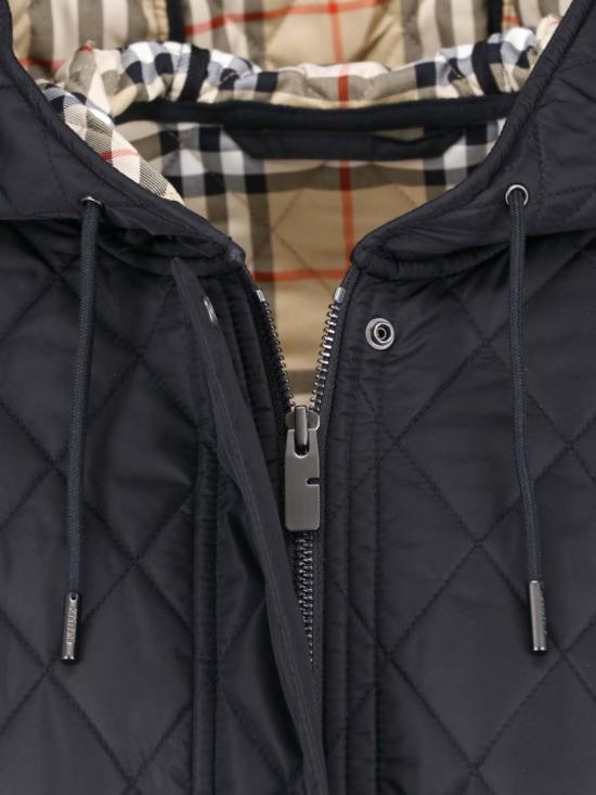 26FW 버버리 브롬리 후드 퀼팅 자켓 8110531C1900 Black - BURBERRY