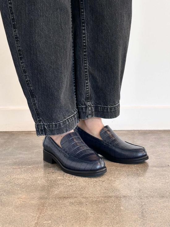  레이첼 코미 로퍼 뱅크스 - RACHEL COMEY