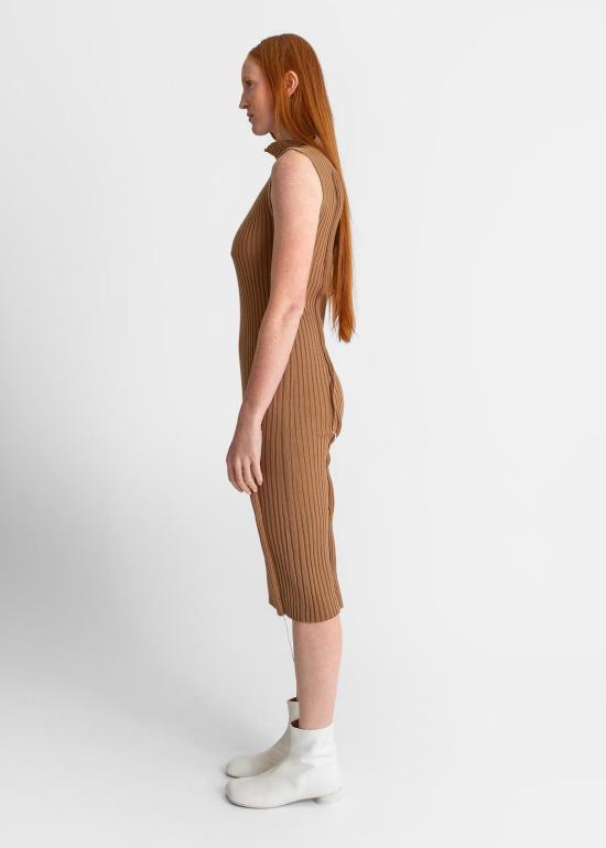  MM6 메종마르지엘라 미디 원피스 Mm6 메종 마르지엘라 리브 맥시 드레스 캐멀 - MM6 MAISON MARGIELA
