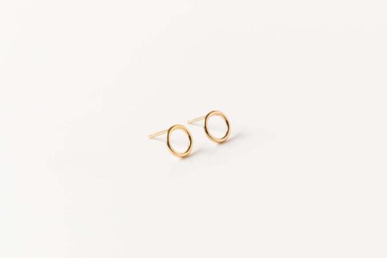  쉬나 마샬 주얼리 이어링 마고 쁘띠 서클 스터드 | 골드 필드 - SHEENA MARSHALL JEWELRY