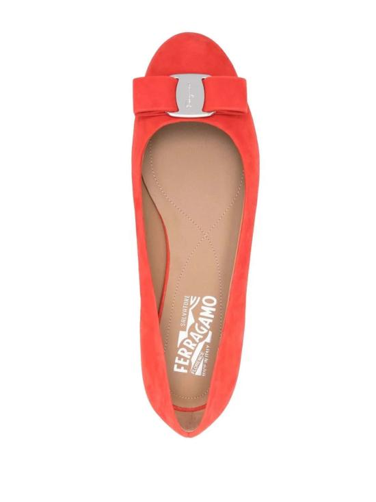  살바토레 페라가모 플랫 슈즈 페라가모 로고 장식 발레리나 슈즈 레드 - SALVATORE FERRAGAMO