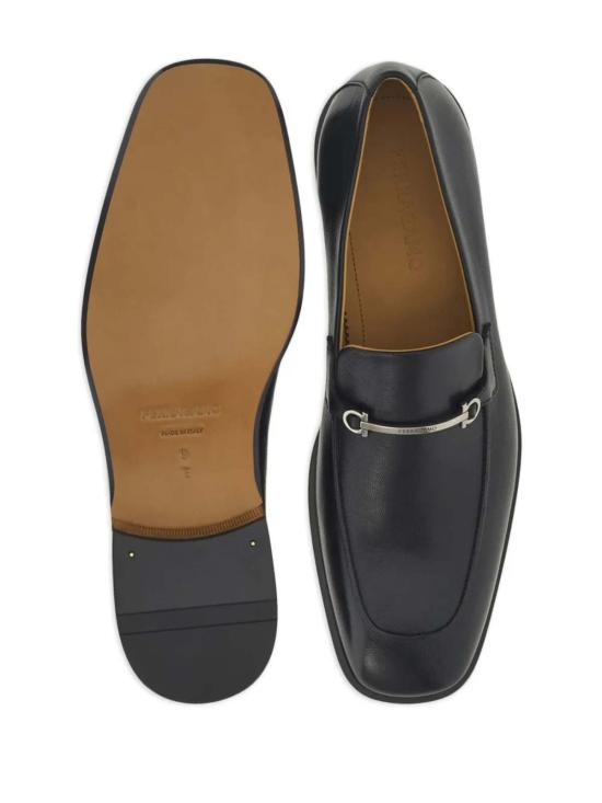  살바토레 페라가모 로퍼 페라가모 간치니 플라크 가죽  블랙 - SALVATORE FERRAGAMO