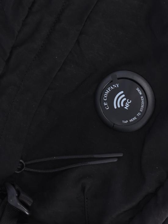 26FW 씨피 컴퍼니 나일론 B 렌즈 크로스바디 RCCMAC734A 005269G 999 Black - C.P. COMPANY