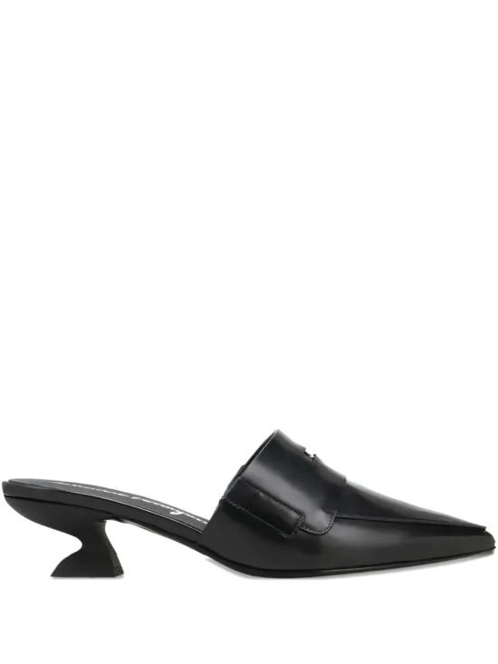  살바토레 페라가모 뮬/슬리퍼 페라가모 포인티드 토 스컬프티드 힐 뮬 블랙 - SALVATORE FERRAGAMO