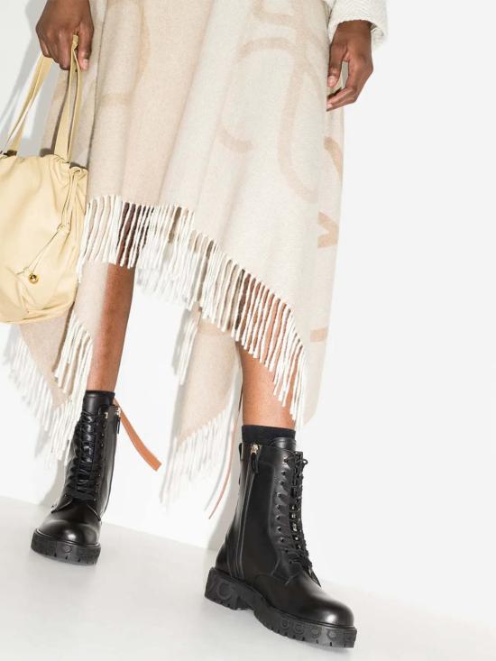  살바토레 페라가모 부츠 페라가모 간치니 모티브 컴뱃  블랙 - SALVATORE FERRAGAMO